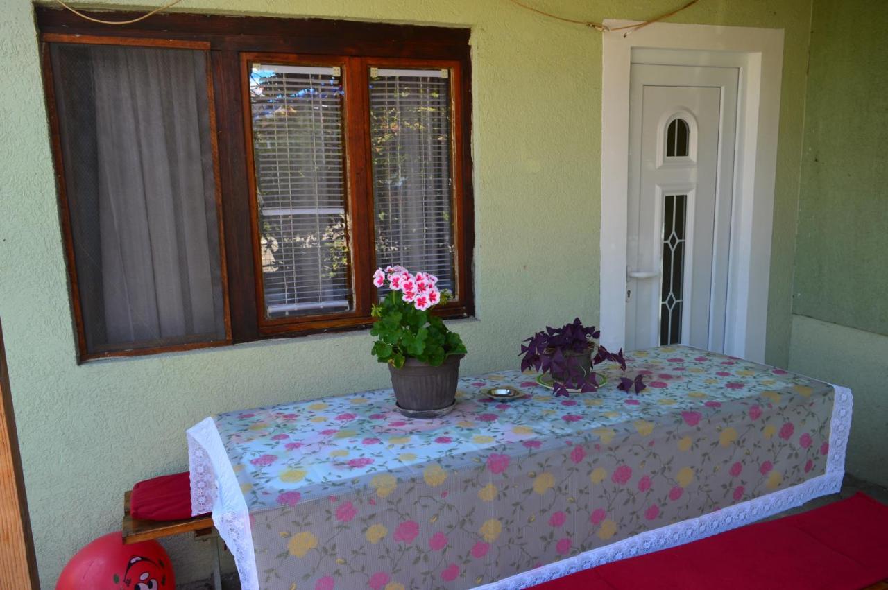 Apartman Km Dordevic Soko Banja Exterior photo